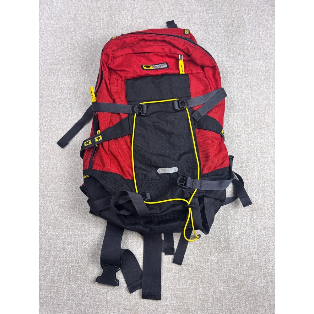 Mountainsmith Bugaboo Backpack Red Black Hiking Travel Daypack Ripstop Nylon